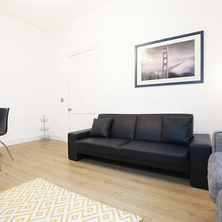 Stunning Modern 3 Bedroom Apartment Edinburgh Exterior foto